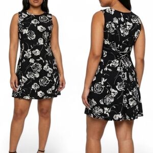 Vintage Expressions Black White Floral Lace Up Back Mini Dress Goth Grunge